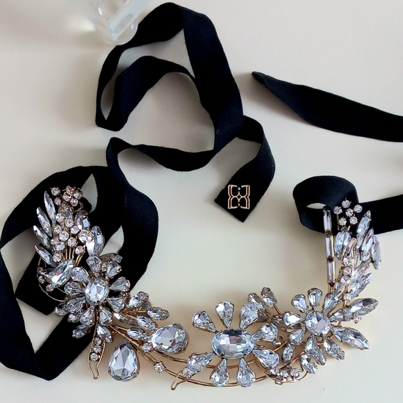 ❤️BCBGMAXAZRIA Statement Necklace - Picture 10 of 12